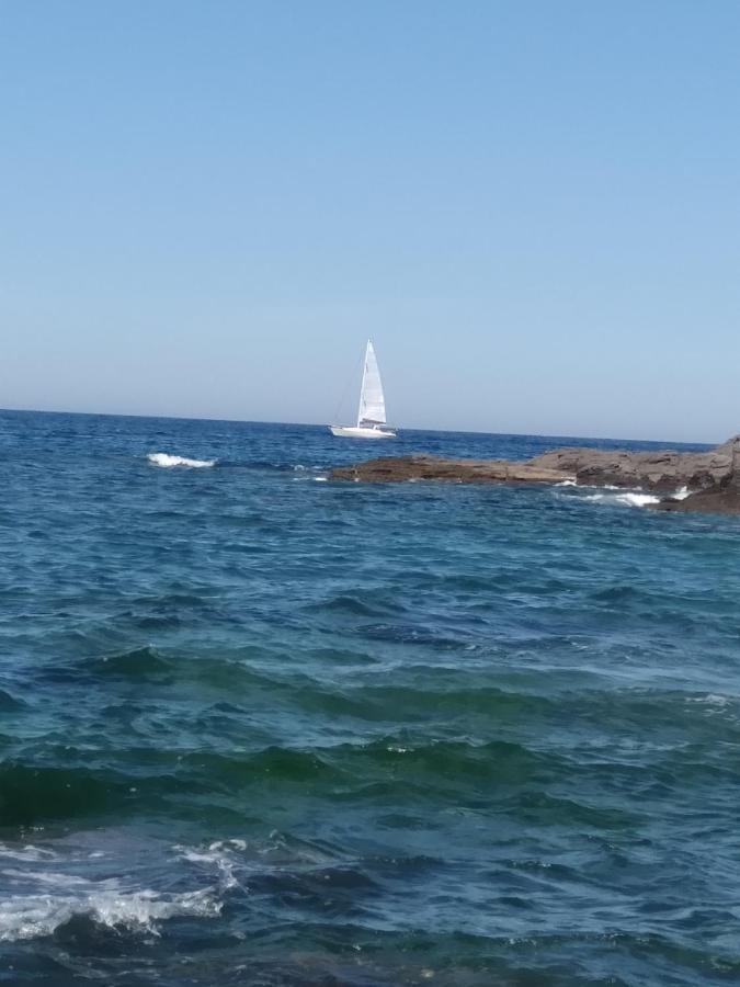 Castro Urdiales Precioso Con Piscinaアパートメント エクステリア 写真