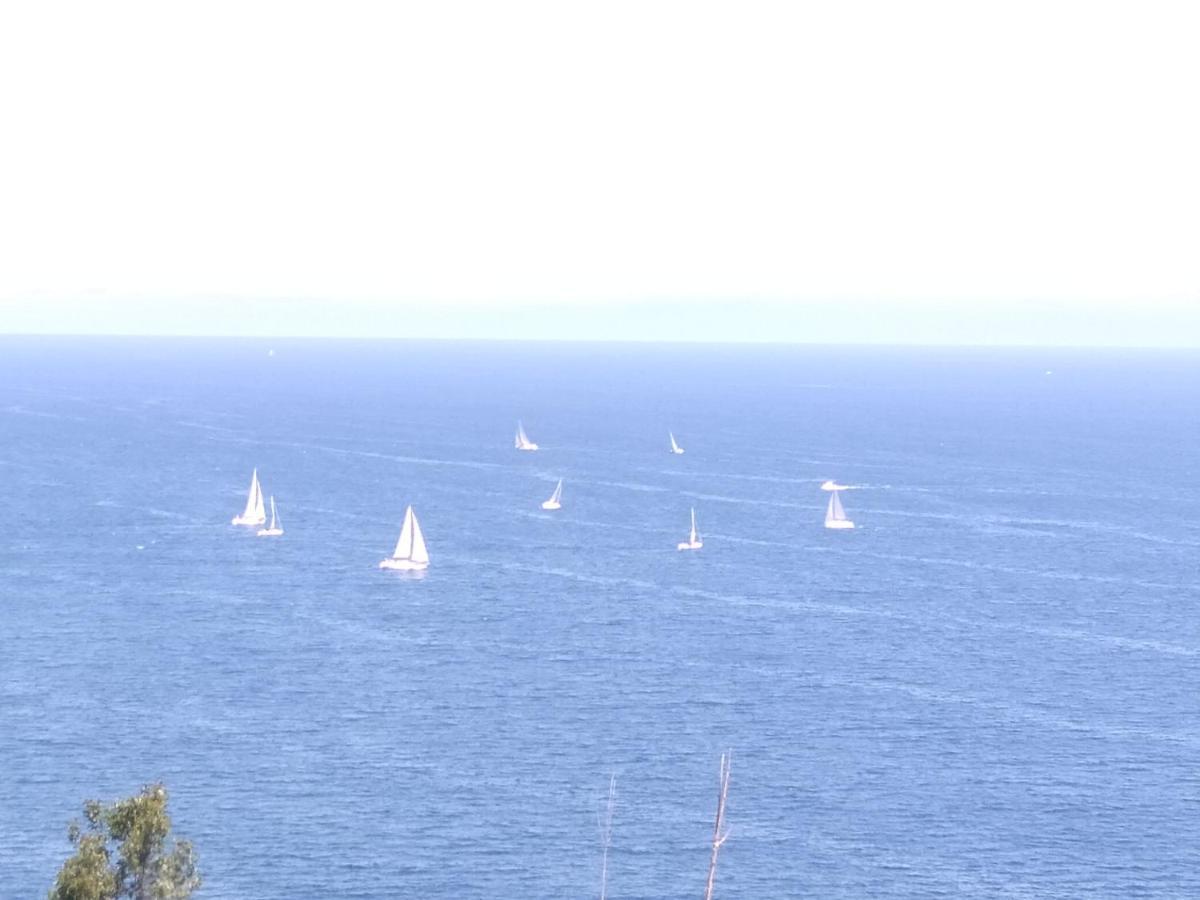 Castro Urdiales Precioso Con Piscinaアパートメント エクステリア 写真